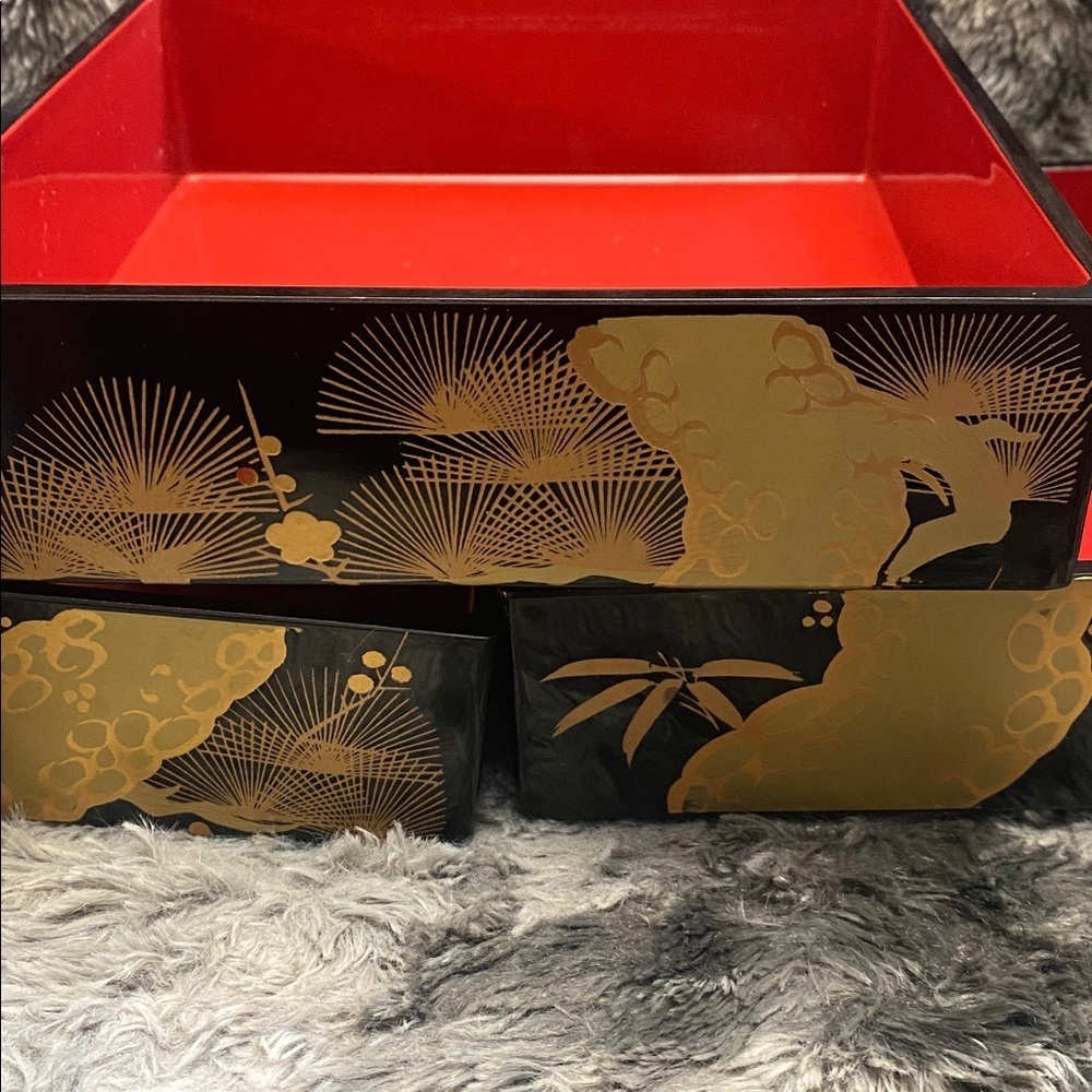 Vintage Japanese Lacquer Storage/Jewelry Box - Picture 10 of 16
